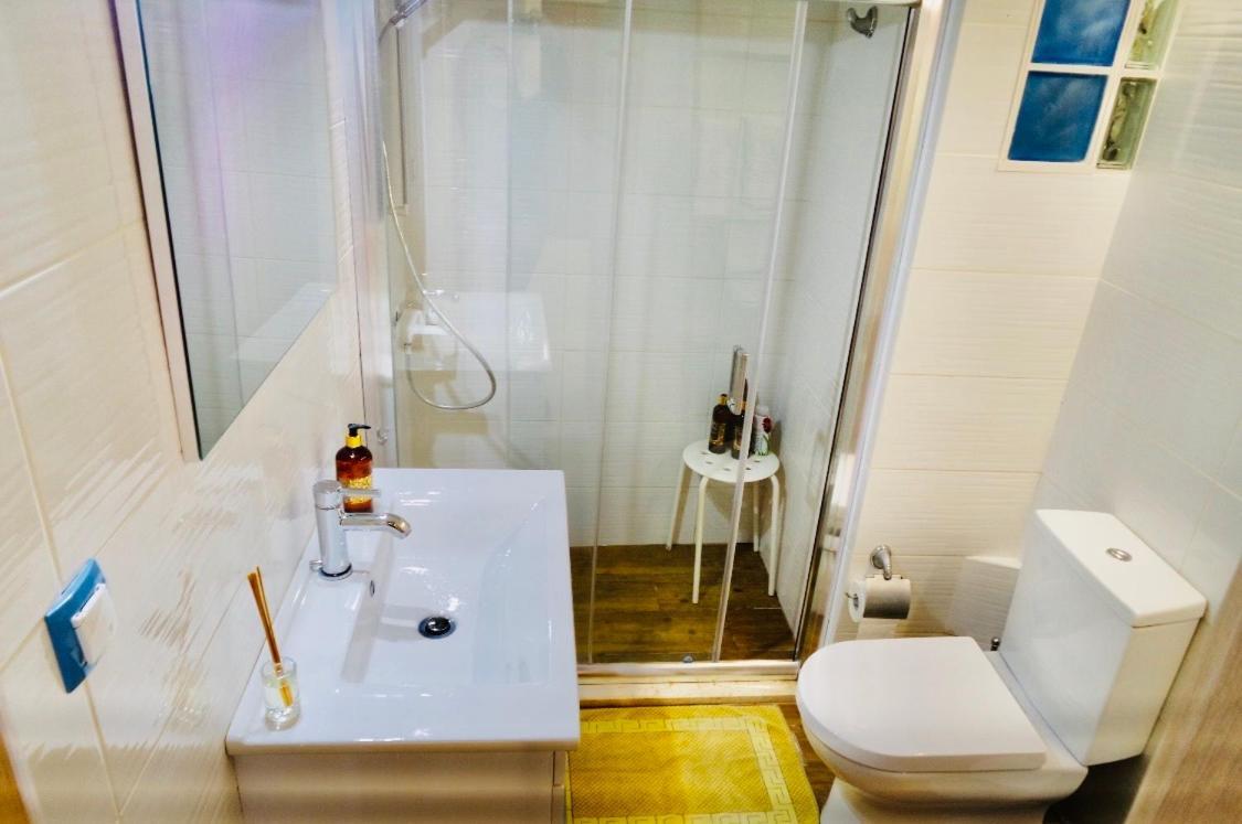 Piraeus Blue Grand Suite Di Giorgio 10 Mins From The Port. Ngoại thất bức ảnh